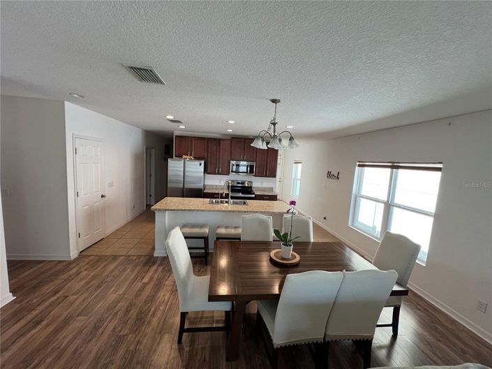 Image No.12-4 Bed House for sale