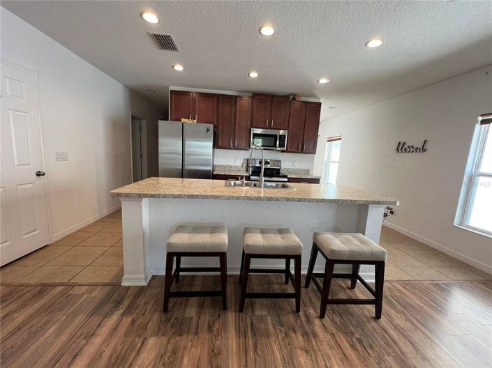 Image No.5-4 Bed House for sale