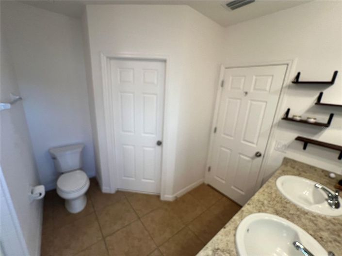 Image No.41-4 Bed House for sale