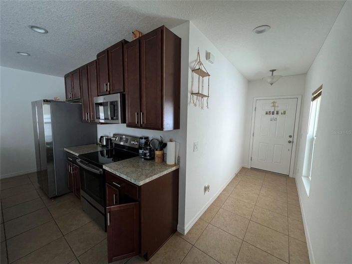 Image No.7-4 Bed House for sale