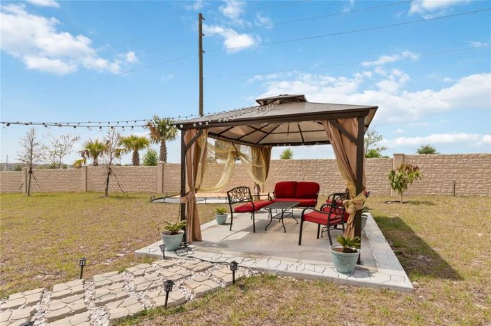 Image No.18-4 Bed House for sale