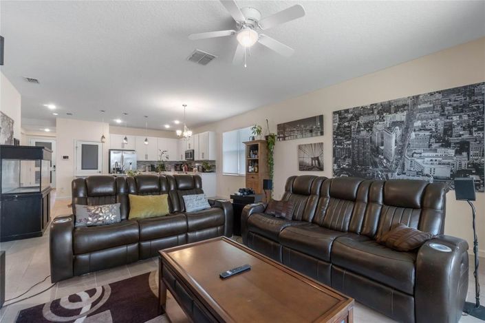 Image No.11-4 Bed House for sale