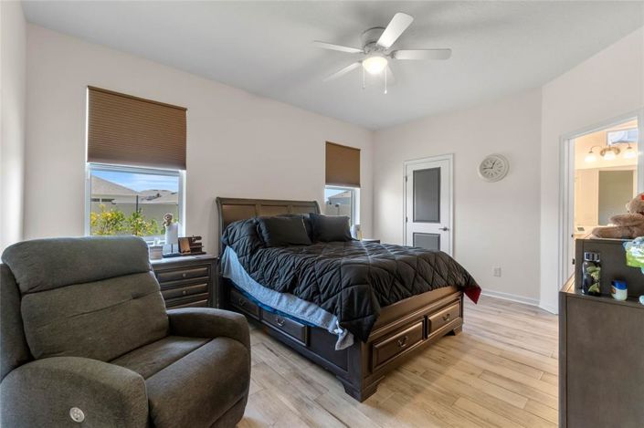 Image No.21-4 Bed House for sale