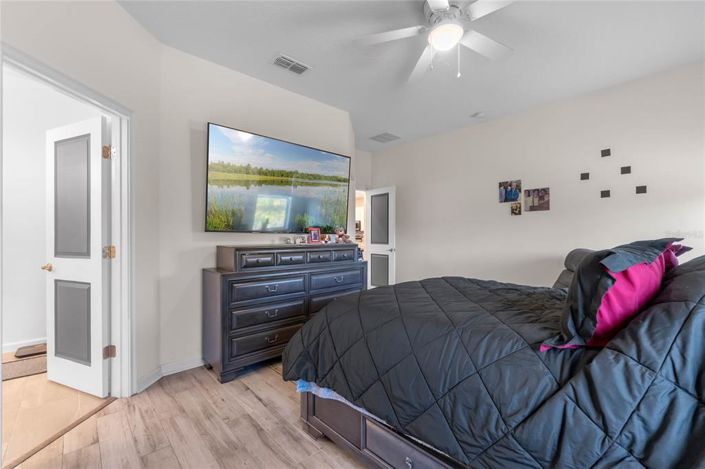 Image No.22-4 Bed House for sale