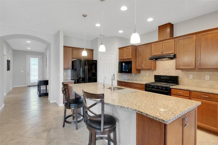 Image No.15-3 Bed House for sale