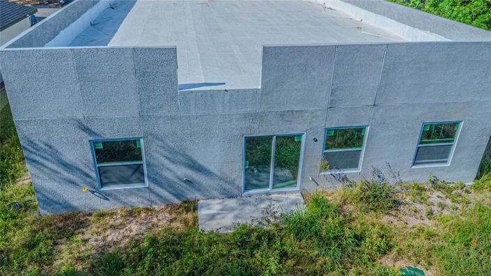 Image No.18-5 Bed House for sale