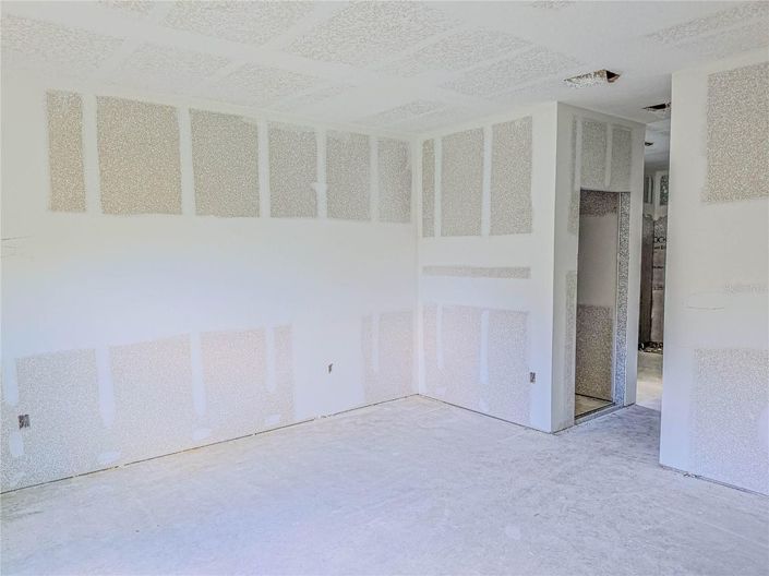 Image No.23-5 Bed House for sale