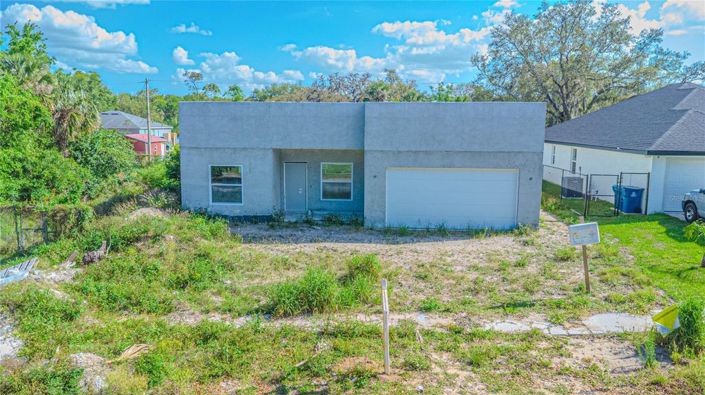 Image No.6-5 Bed House for sale