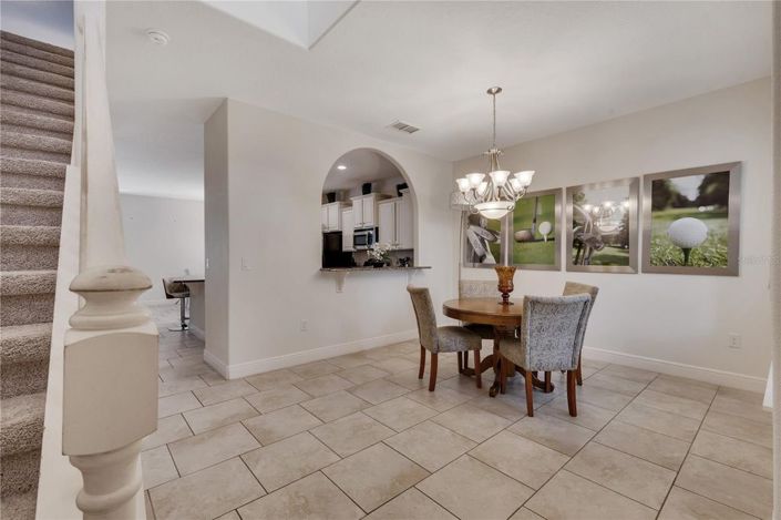 Image No.11-6 Bed House for sale