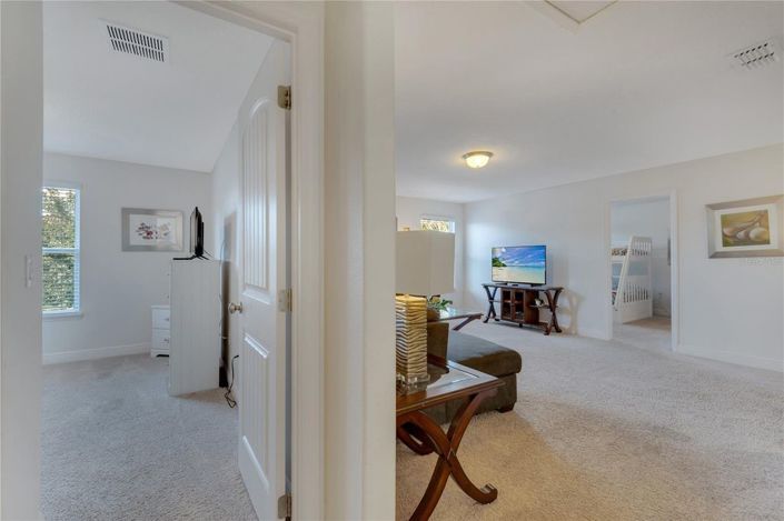 Image No.40-6 Bed House for sale