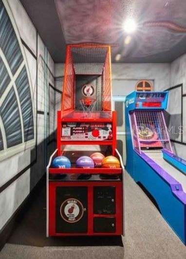 Image No.15-6 Bed House for sale