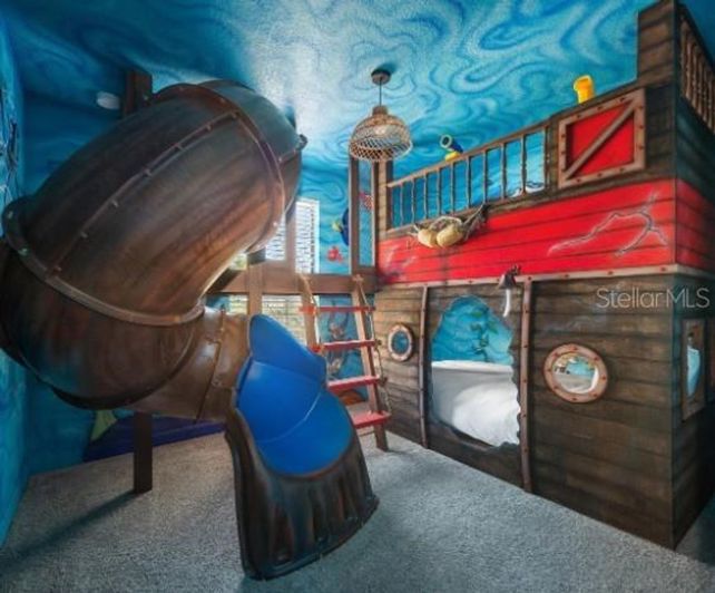 Image No.16-6 Bed House for sale