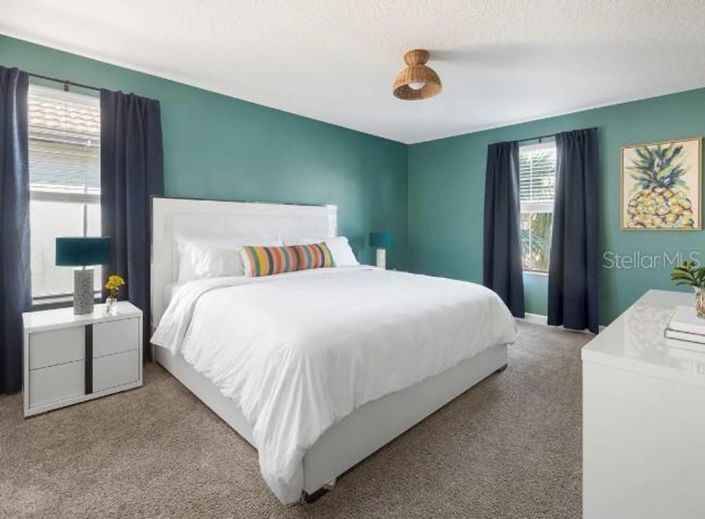 Image No.23-6 Bed House for sale