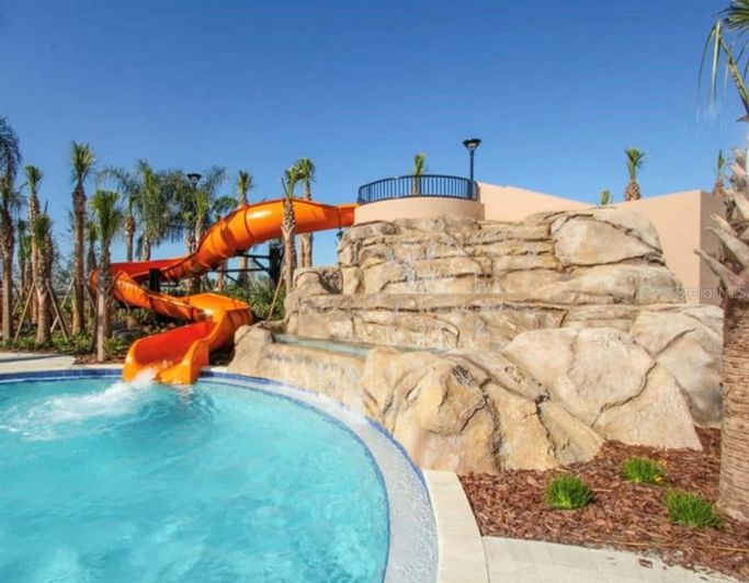 Image No.37-6 Bed House for sale