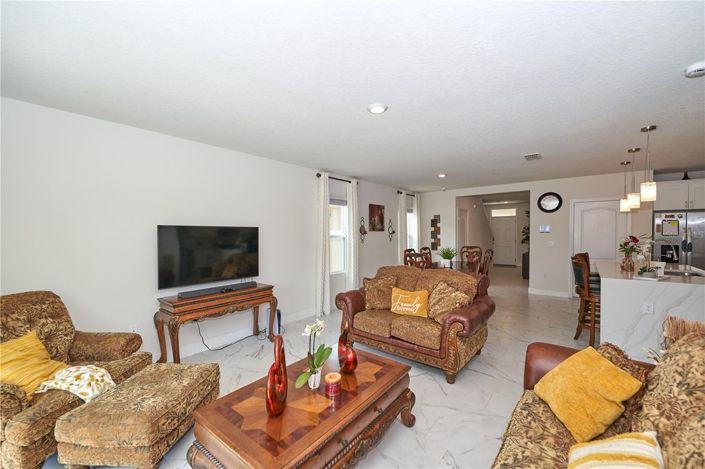 Image No.11-5 Bed House for sale