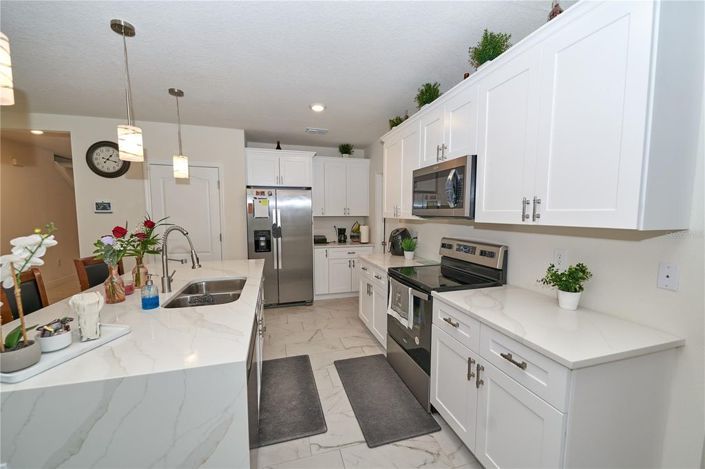 Image No.22-5 Bed House for sale