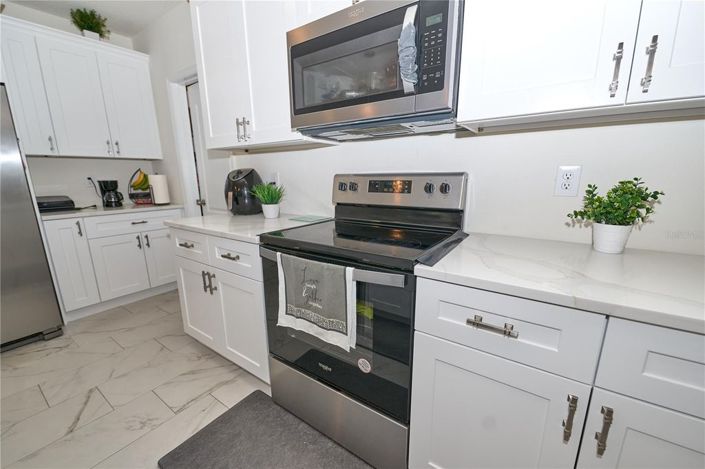 Image No.25-5 Bed House for sale