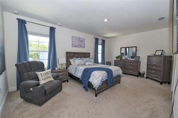 Image No.35-5 Bed House for sale