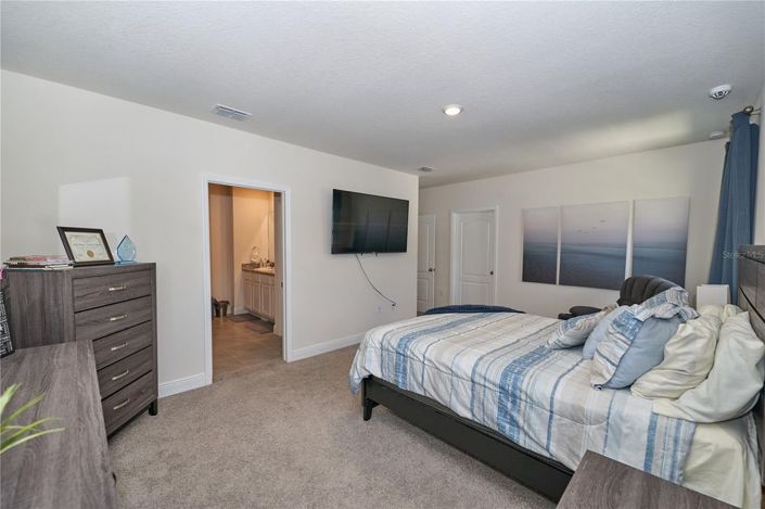 Image No.38-5 Bed House for sale