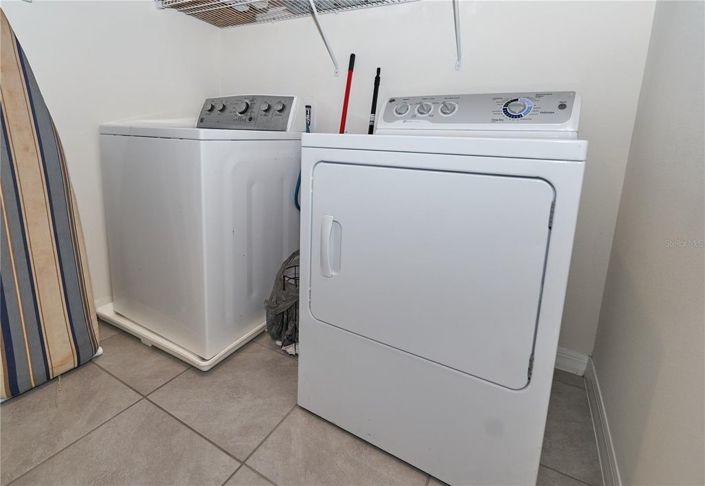 Image No.40-5 Bed House for sale