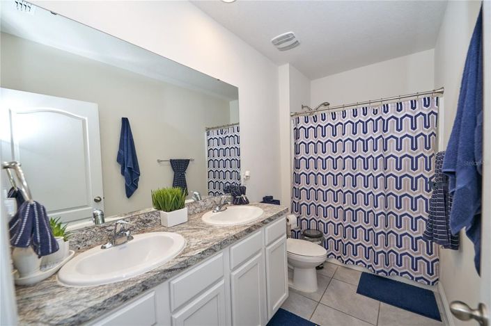 Image No.41-5 Bed House for sale