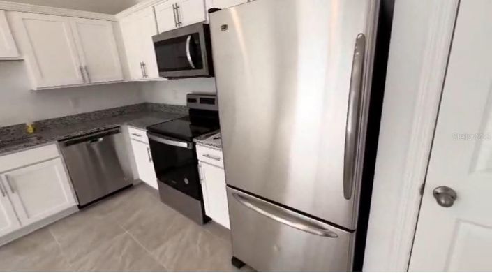 Image No.6-3 Bed Townhouse for sale