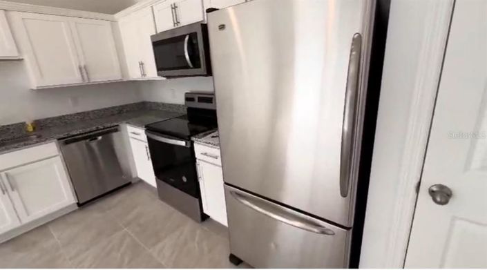 Image No.5-Maison de ville de 3 chambres à vendre à Saint John