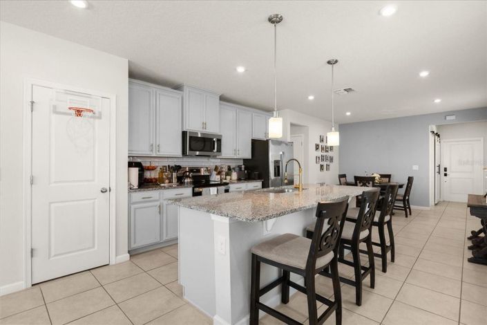 Image No.12-3 Bed House for sale