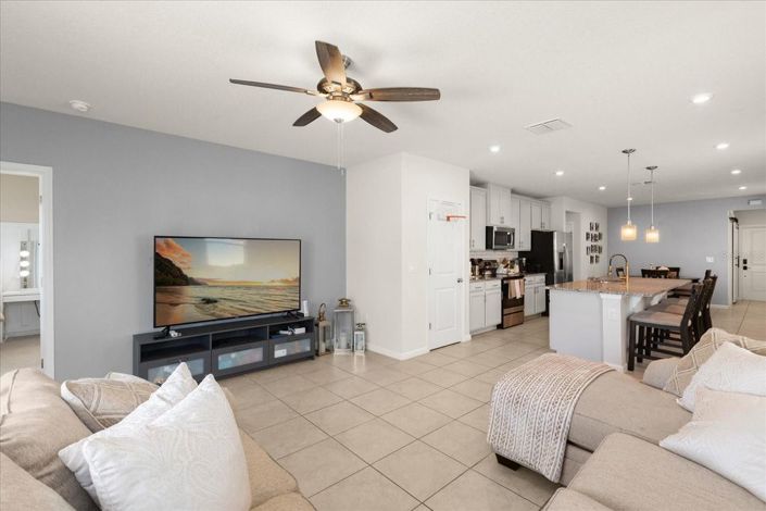 Image No.15-3 Bed House for sale