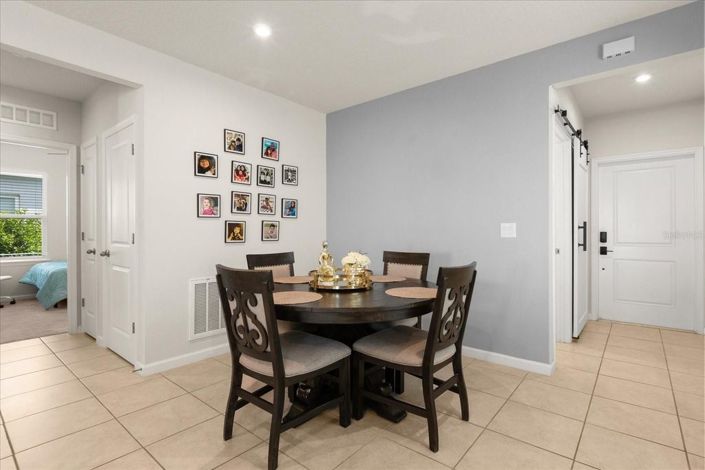 Image No.17-3 Bed House for sale