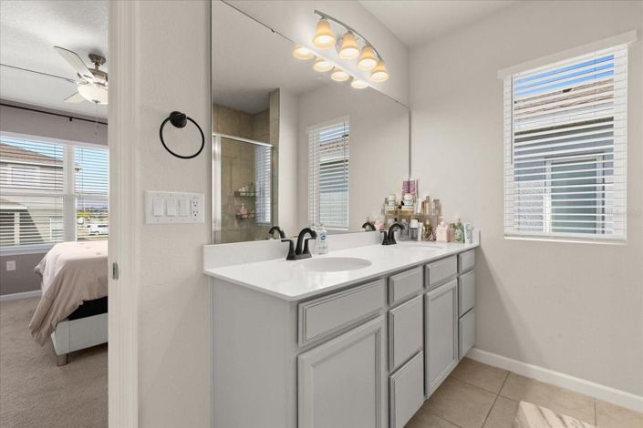 Image No.21-3 Bed House for sale