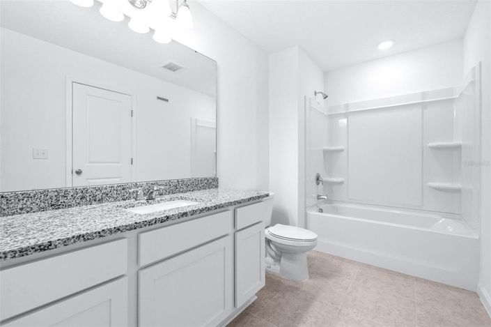 Image No.19-3 Bed Townhouse for sale