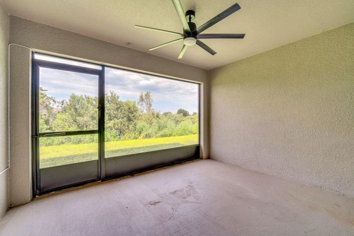 Image No.20-3 Bed Townhouse for sale