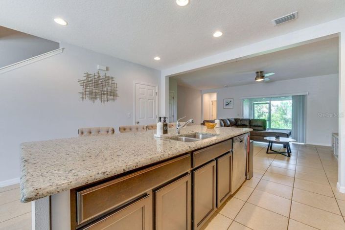 Image No.3-3 Bed Townhouse for sale