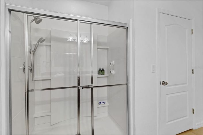 Image No.14-3 Bed House for sale