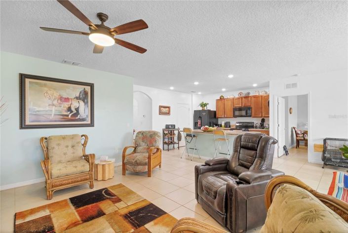 Image No.8-3 Bed House for sale