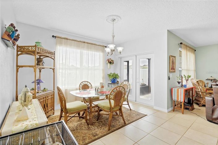 Image No.10-3 Bed House for sale