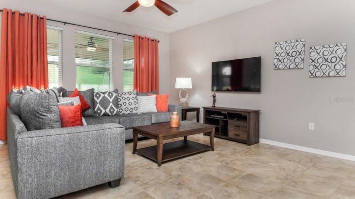 Image No.8-4 Bed House for sale