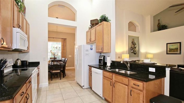 Image No.8-4 Bed House for sale