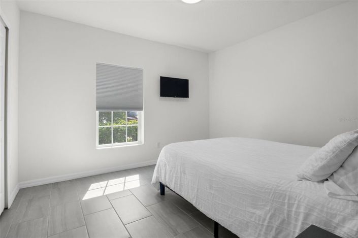 Image No.17-4 Bed Townhouse for sale