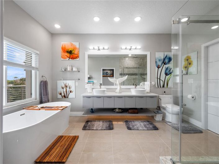 Image No.17-3 Bed Townhouse for sale