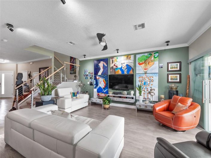 Image No.9-3 Bed Townhouse for sale