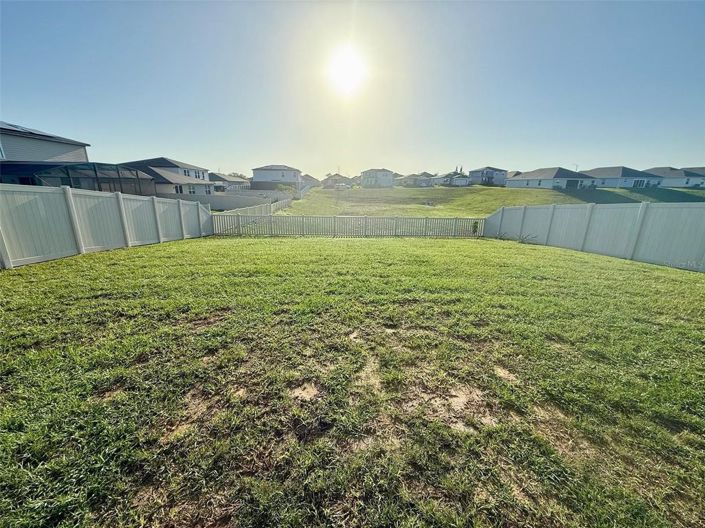 Image No.11-4 Bed House for sale