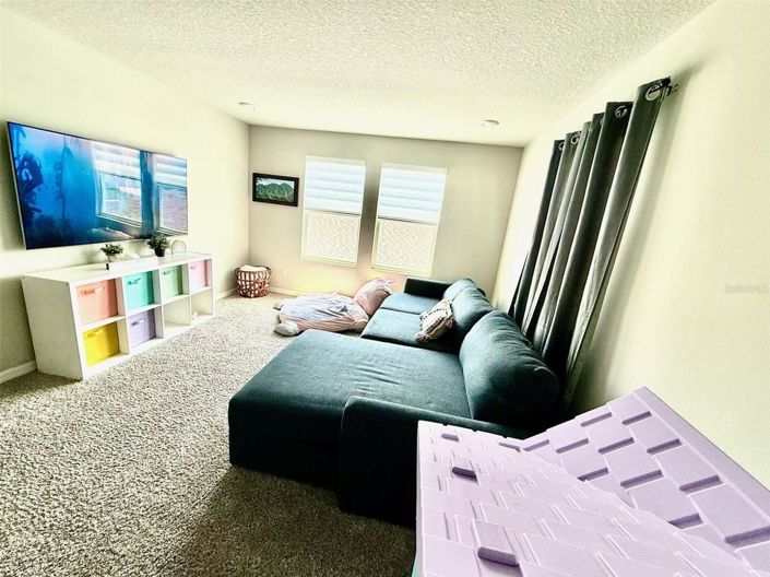 Image No.19-4 Bed House for sale