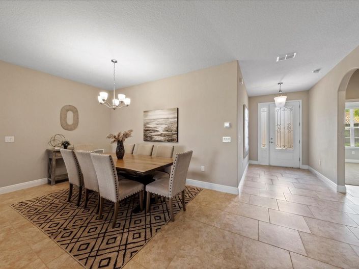 Image No.11-4 Bed House for sale