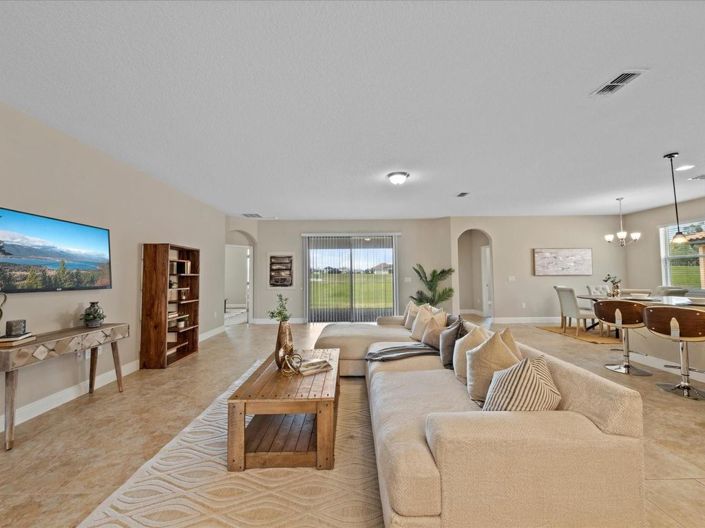 Image No.20-4 Bed House for sale