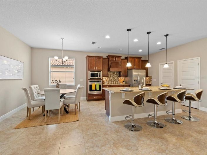 Image No.22-4 Bed House for sale