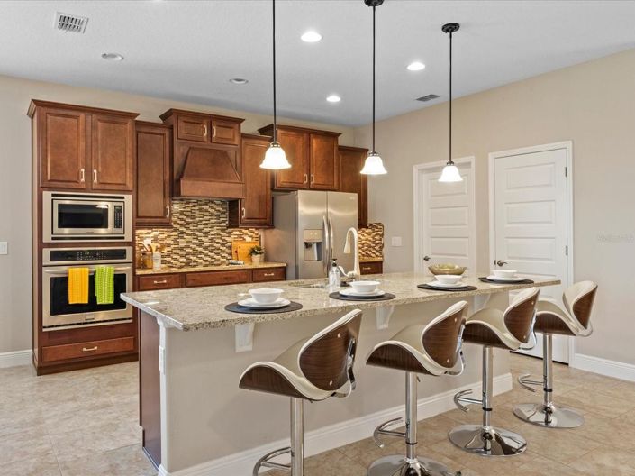 Image No.23-4 Bed House for sale