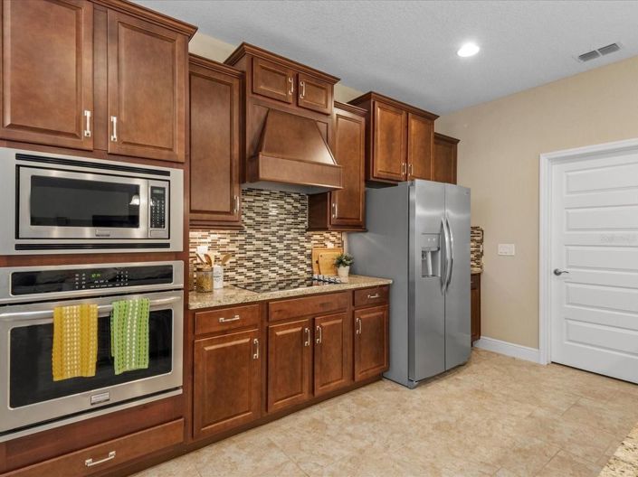 Image No.26-4 Bed House for sale