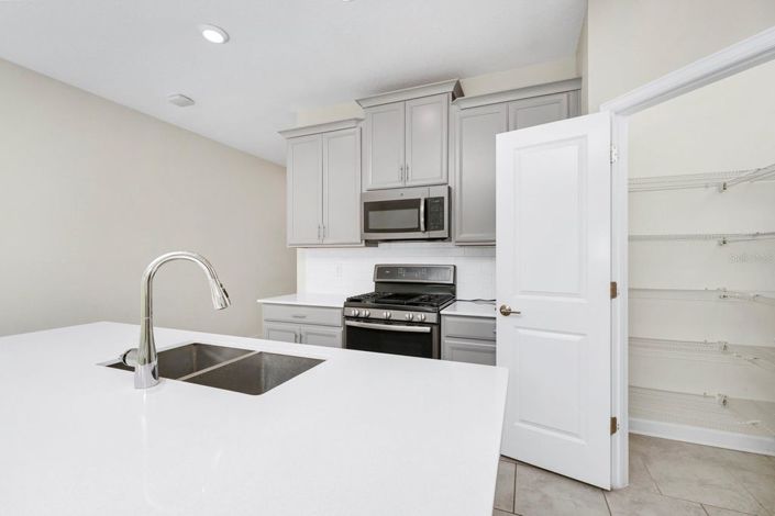 Image No.12-3 Bed House for sale